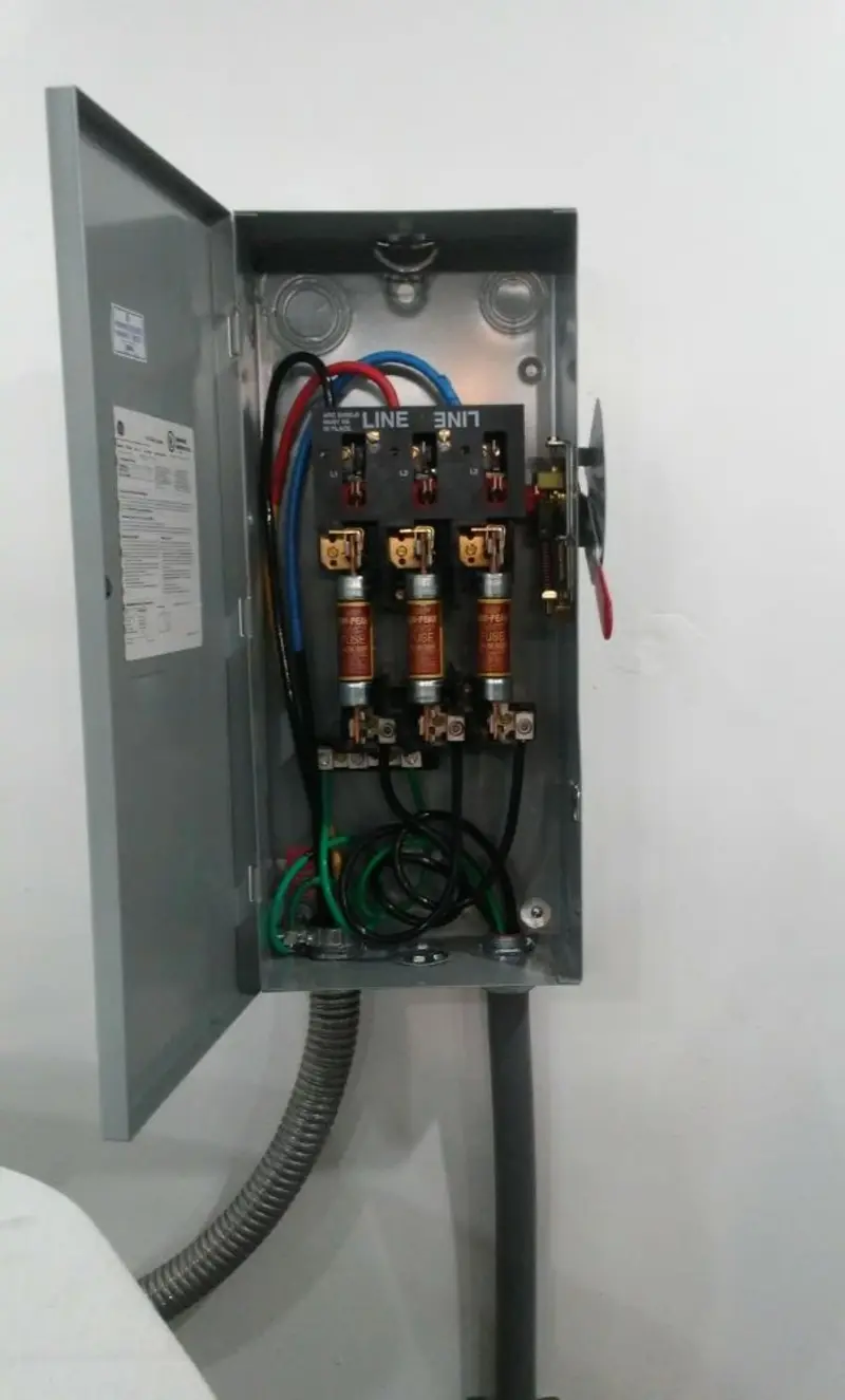 Three-phase disconnect switch installed for Electrical Wiring & Rewiring in New Gloucester